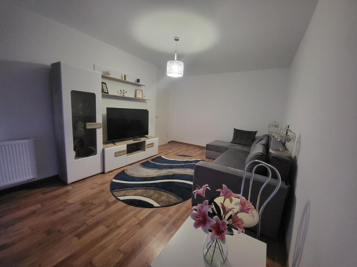 Apartament C&L Brasov Luaran gambar