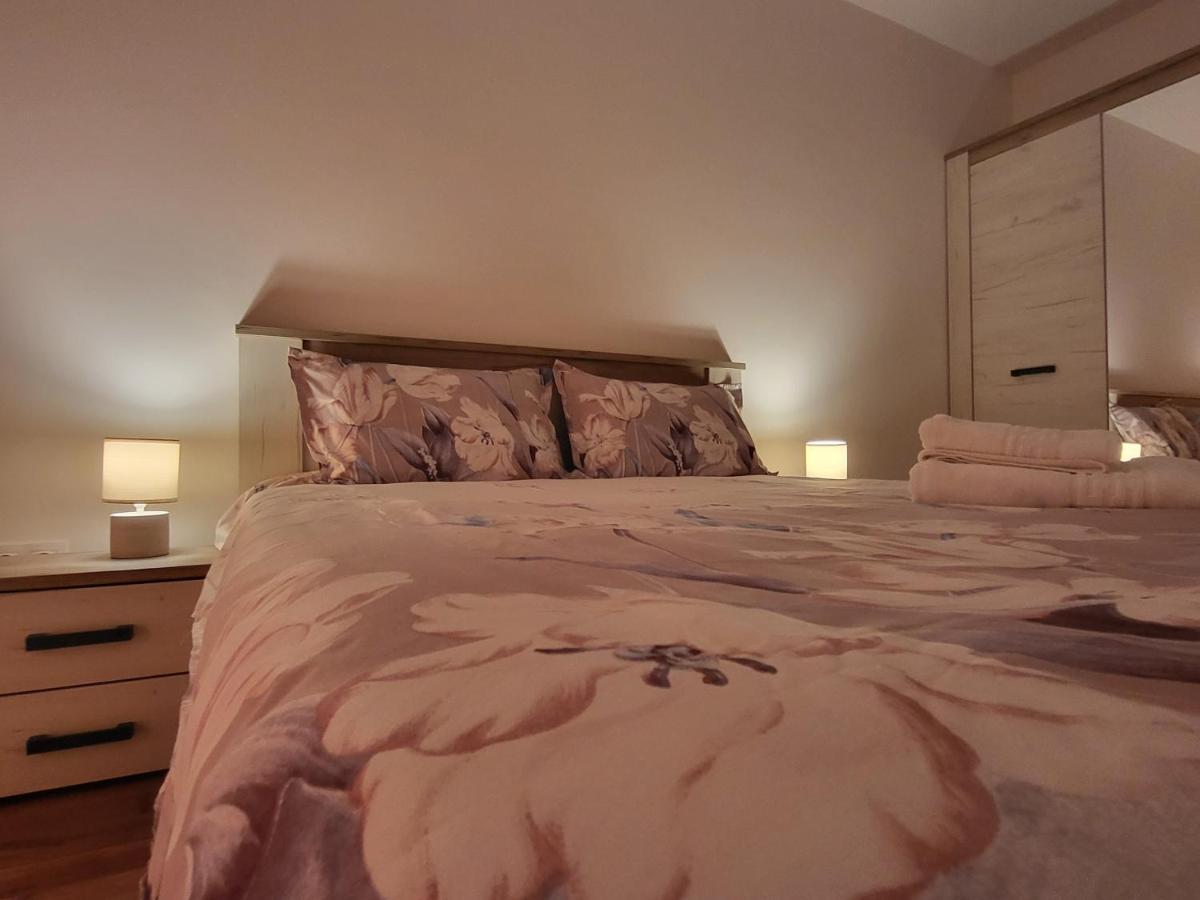 Apartament C&L Brasov Luaran gambar